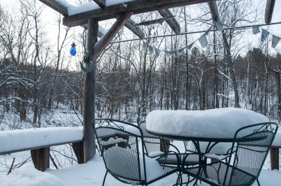Morning snow on the back deck. Yeah!